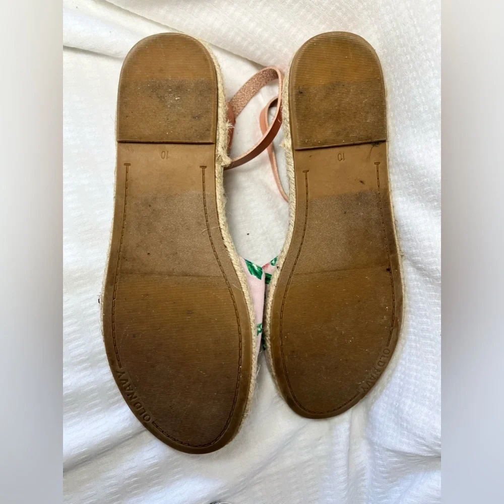 Sold…Tropical Print Sandals Palm Trees - Picture 3 of 6